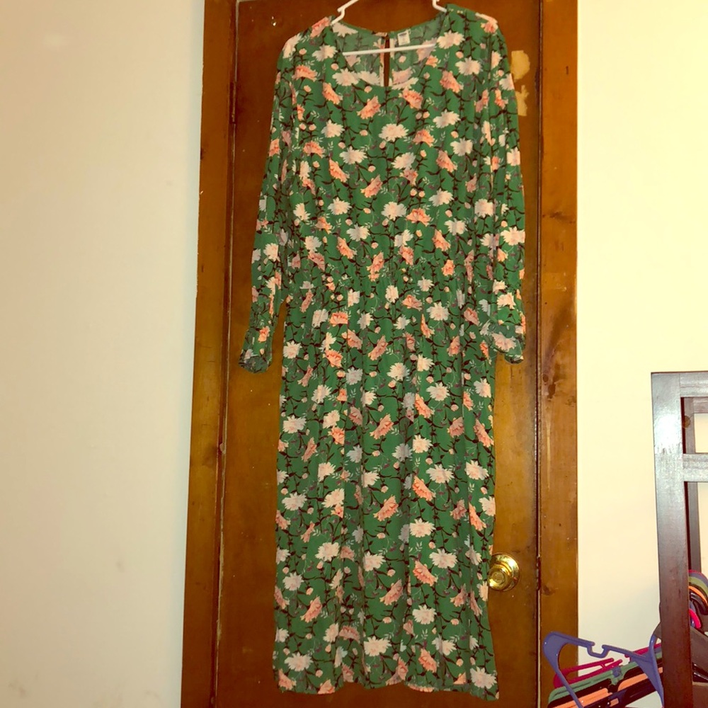 Long Sleeve Green Flower print dress